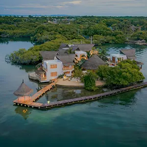Hotel Islawa Soy Local - Isla Privada, Baru